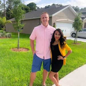 Meet your Posher, Alma